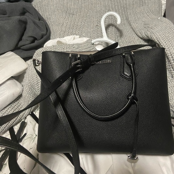 AUTHENTIC Michael Kors Black Bag - Picture 2 of 6